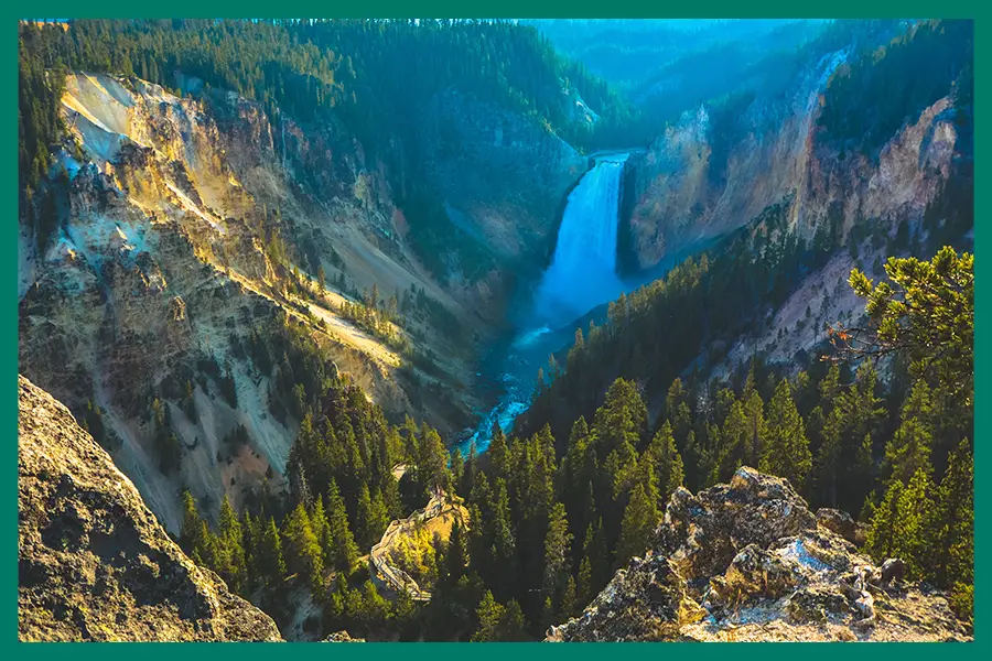 The Grand Canyon of the Yellowstone Day Life Travel