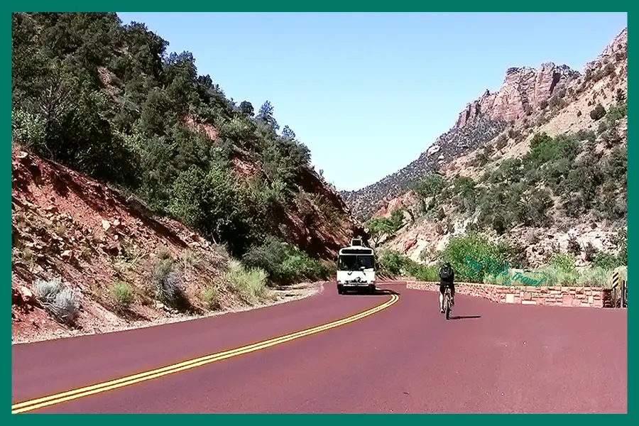 What is the best way to see the Zion National Park
